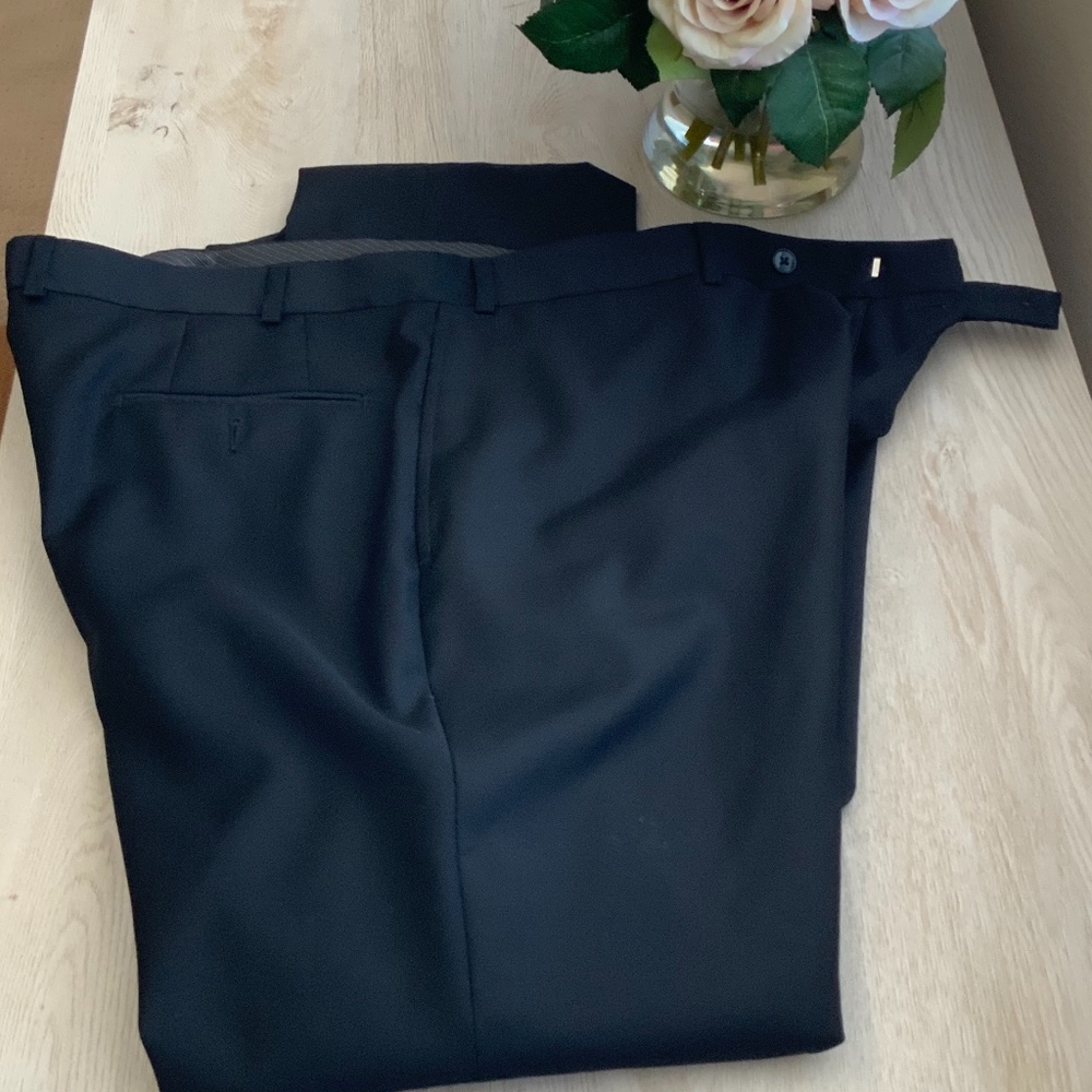Hugo Boss James Brown size 38 R - Picture 2 of 4